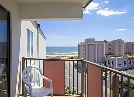 Tower 1 Side View Room