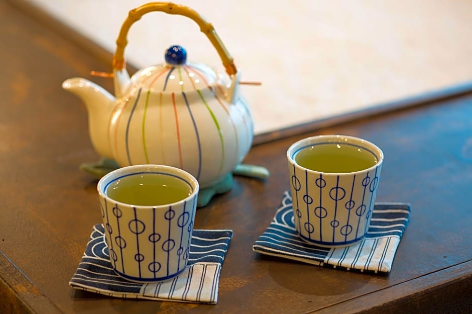 Tomonoya Hotel & Ryokan