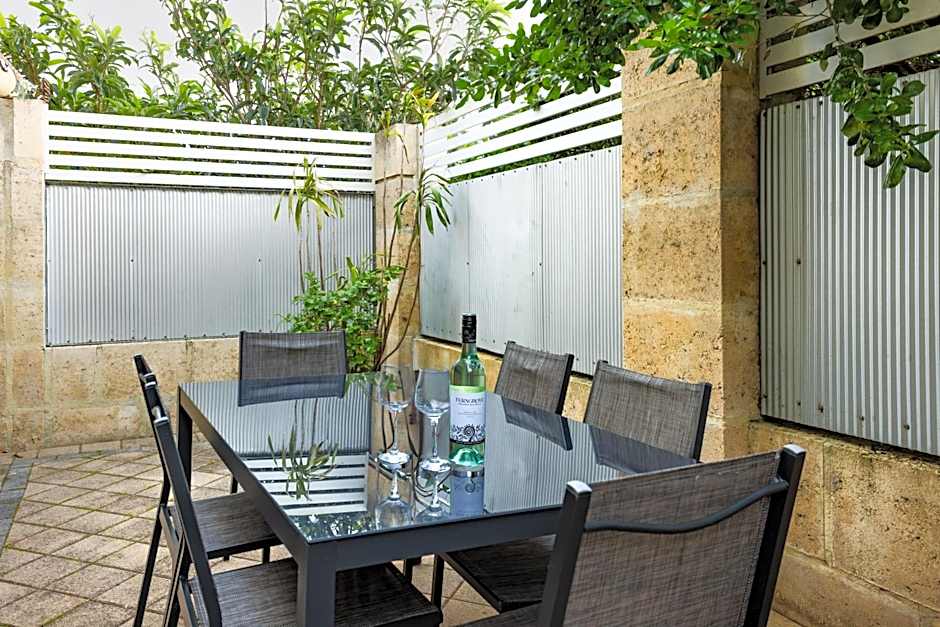 Albany Harbourside Apartments And Houses