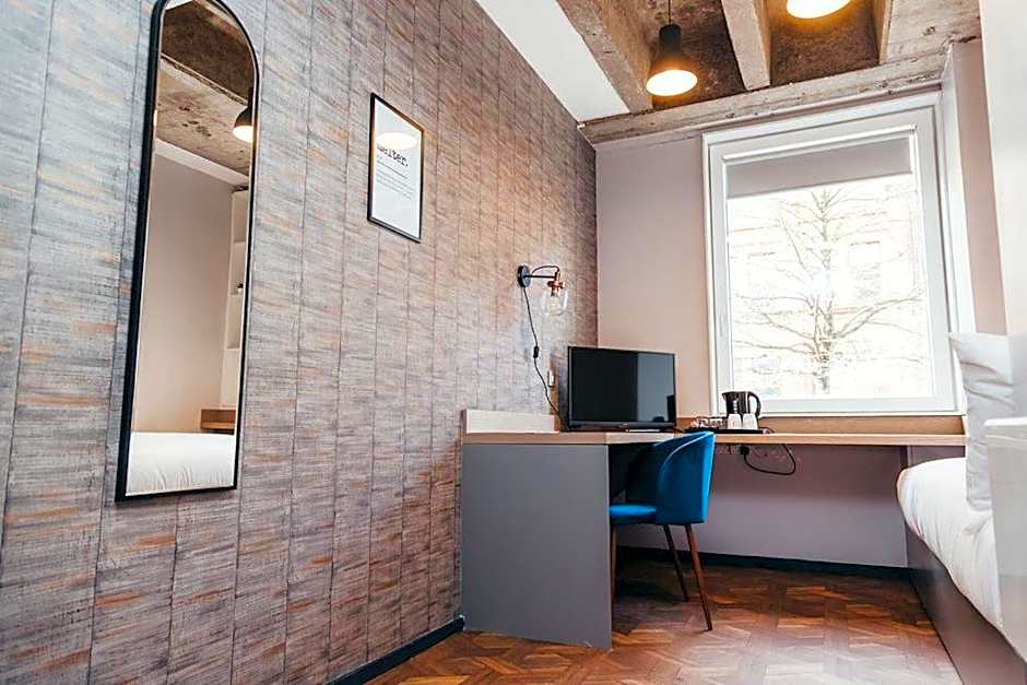 Quarter by the Warren Collection