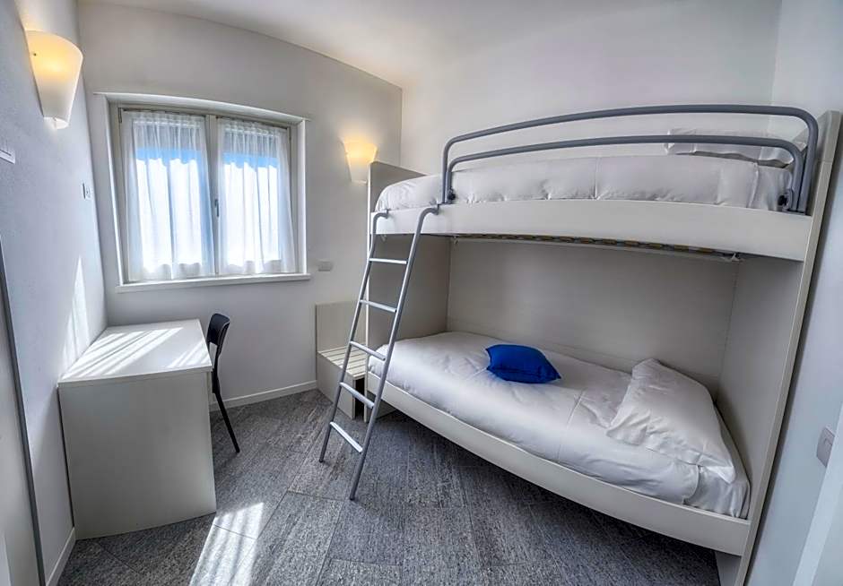 Rainbow Holiday Apartments Lake Como