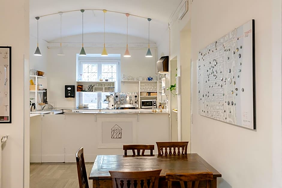 Tomato Urban Retreat