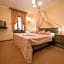 Hotel Octarna - Free On-site Parking