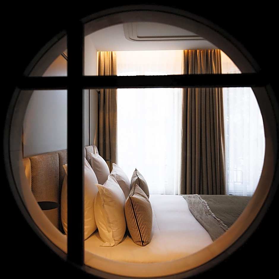Grand Hotel de Courtoisville