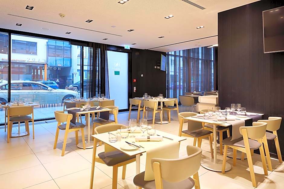 Eurostars Book Hotel