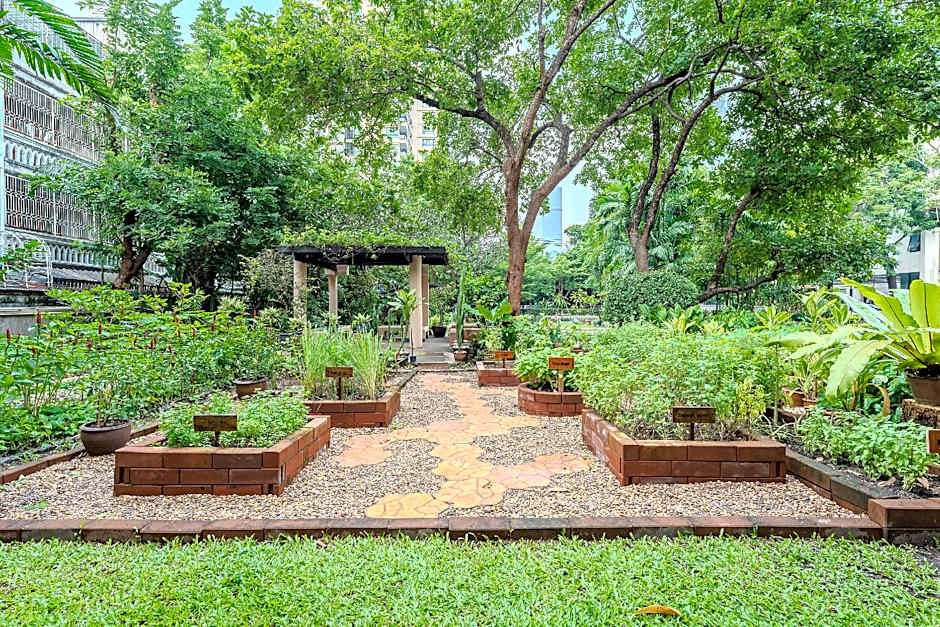 Somerset Park Suanplu Bangkok