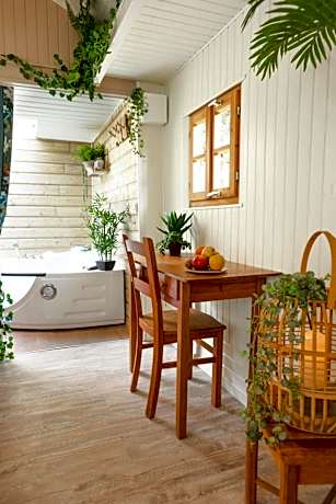 One-Bedroom Chalet