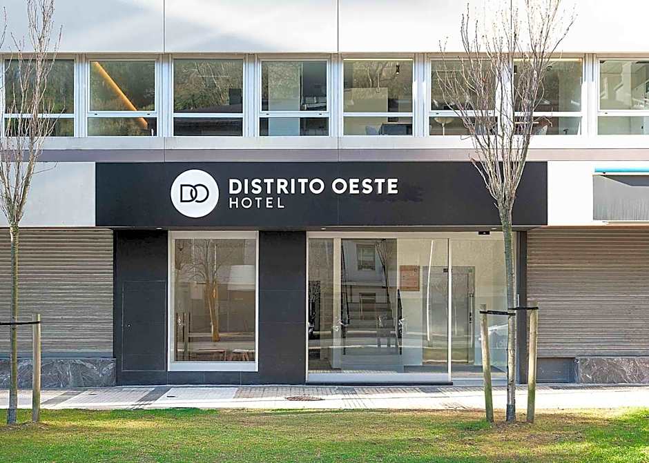 Hotel Distrito Oeste