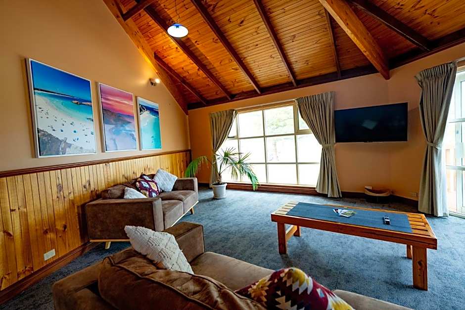 Esperance Foreshore Apartments