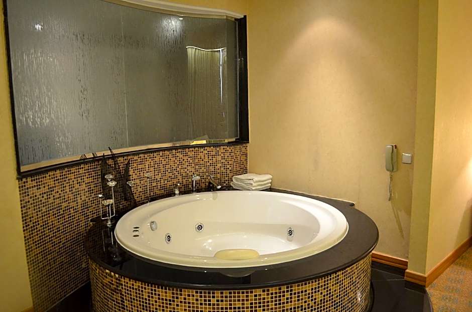 Eastyard Khobar Hotel