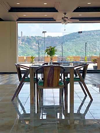 Hotel Padmavati Fort View