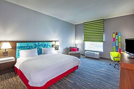 1 King Bed Study With Sofabed Nonsmoking