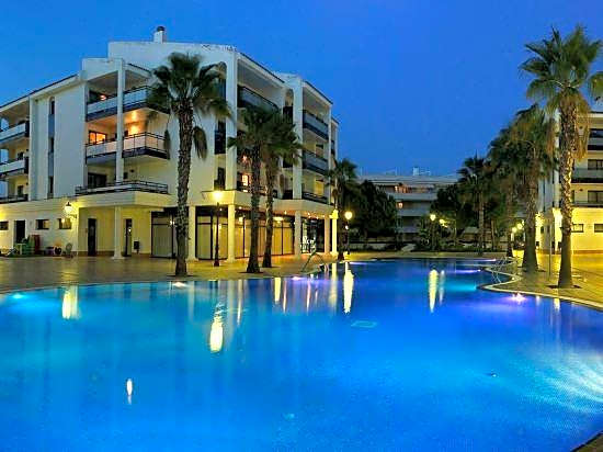 Pins Platja Apartments