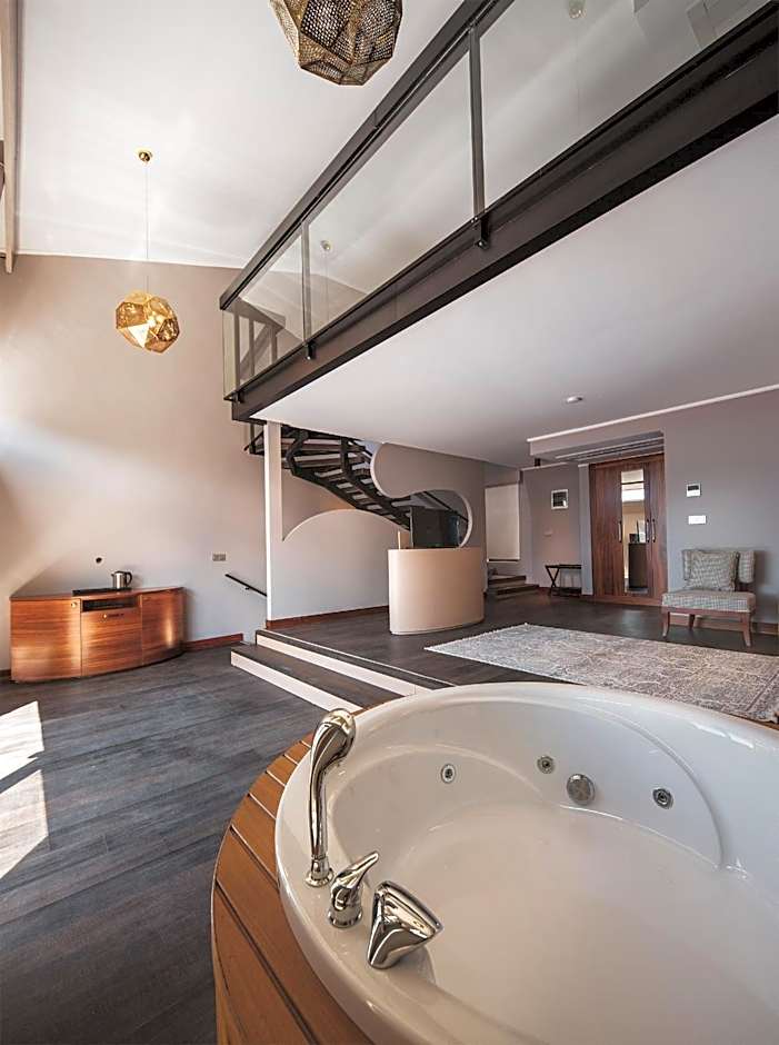 Orka Cove Hotel Penthouse & Suites Adults Only