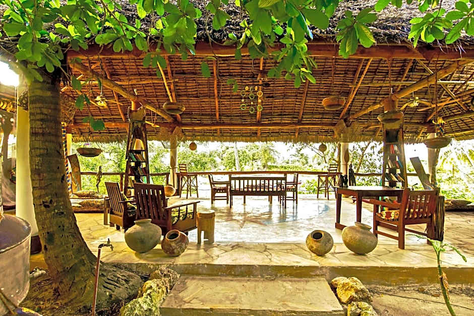 Mangrove Lodge
