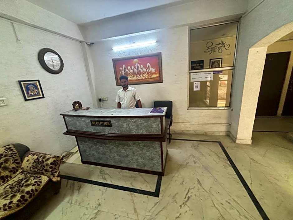 Royal Retreat by Hotel Adiya Inn