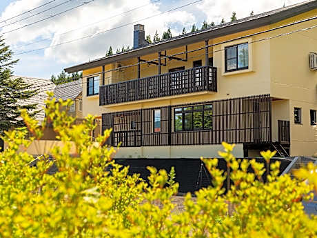 HOTEL WAMARE ONIKOUBE