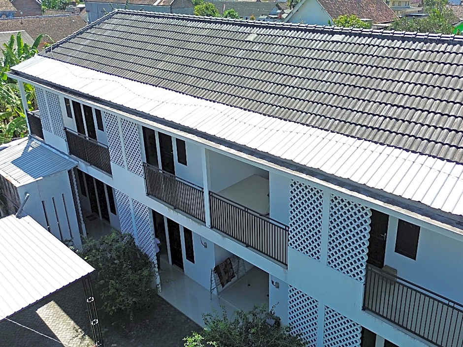 Hotel O Kost Putih Syariah