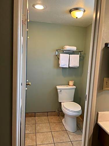 Lamp Liter Inn Visalia, an Ascend Collection Hotel