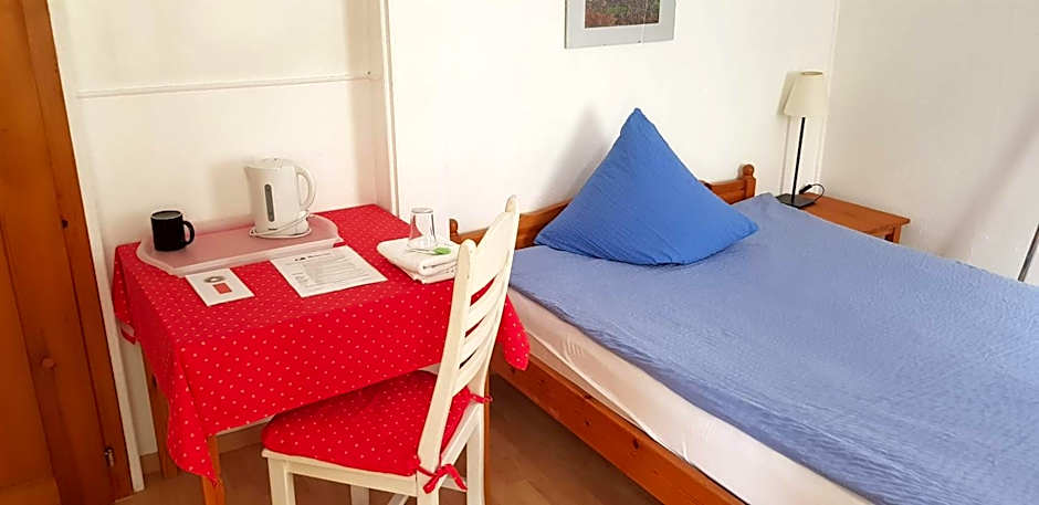 Gasthof Schoenegg B&B