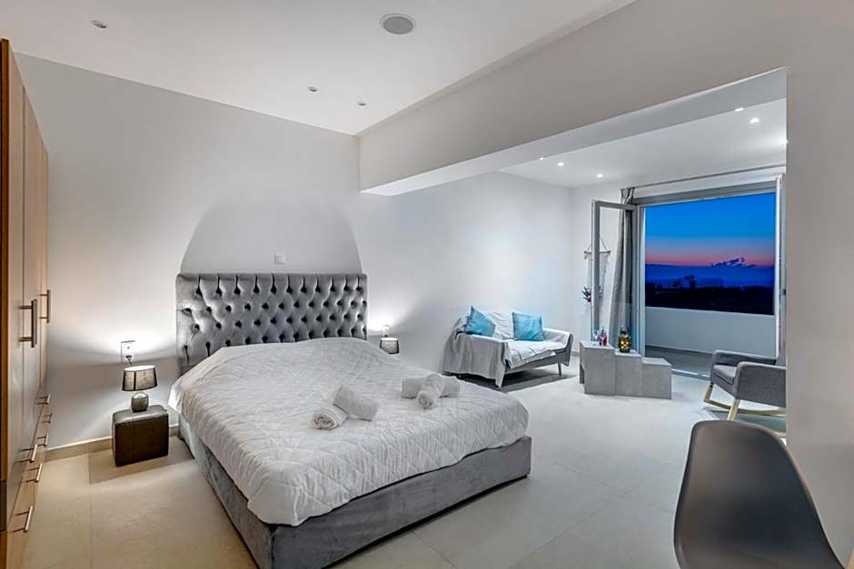 Chrysonisos Suites with Sunset & Seaviews near Kini