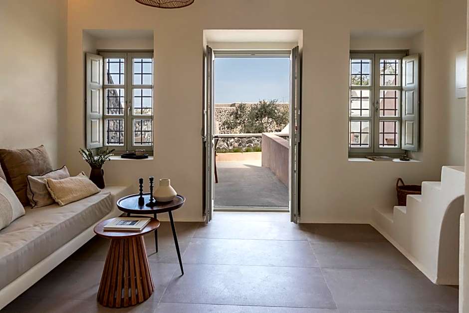 Frescoes Luxury Suites By KB Hospitality