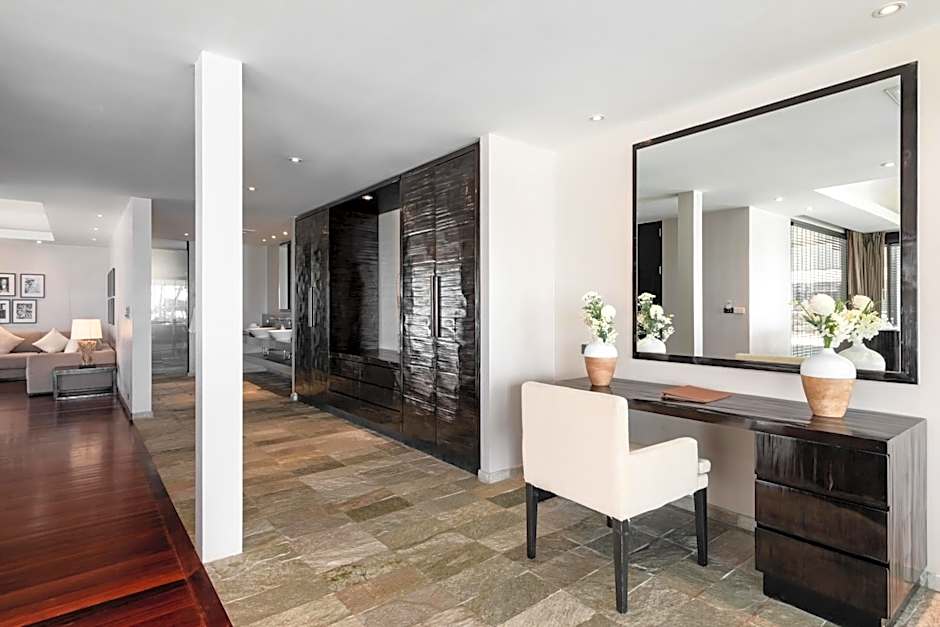 Photo 1 of 8 of Penthouse, Ocean View