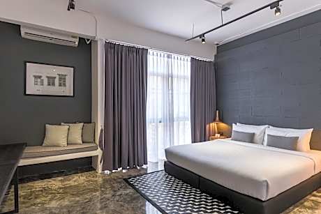 Standard King Room