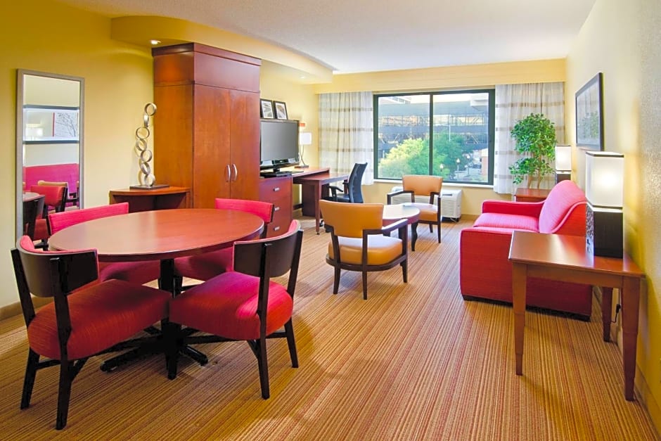 Courtyard by Marriott Birmingham Downtown At Uab