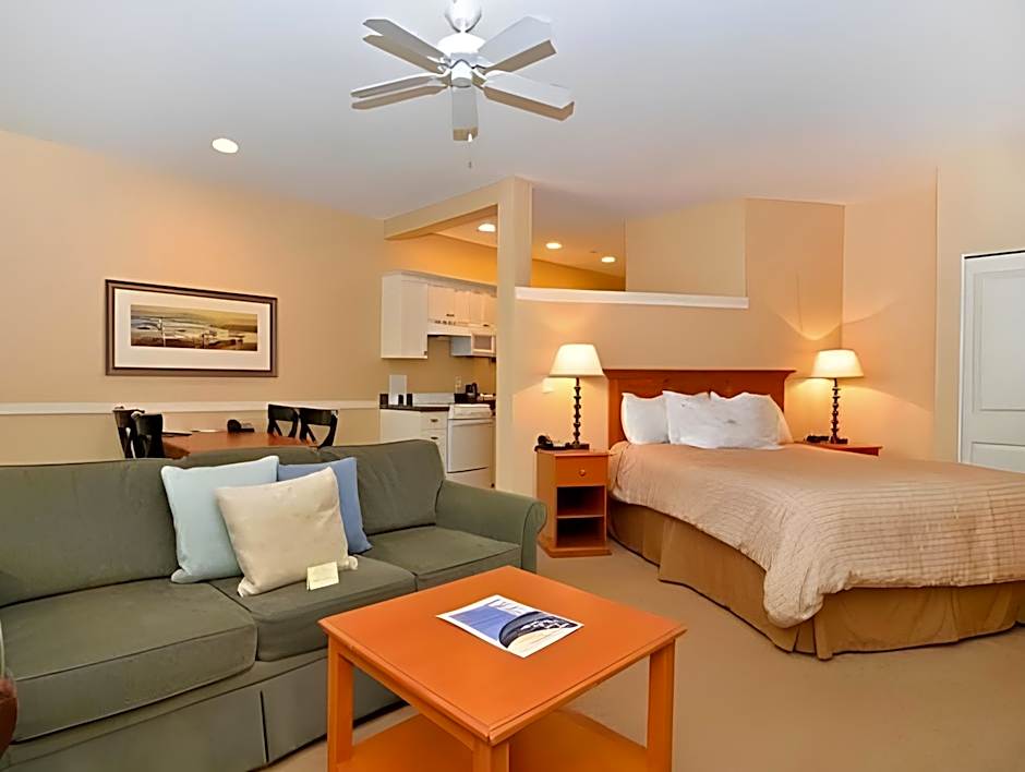 RIVERTIDE SUITES