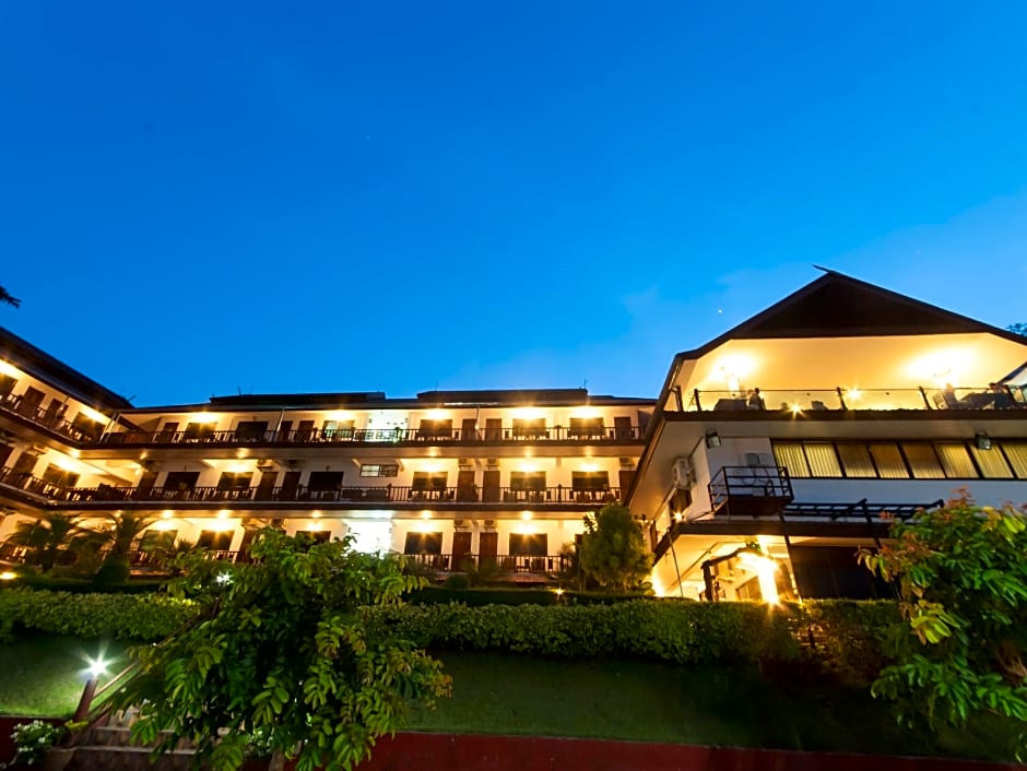 Namkhong Riverside Hotel