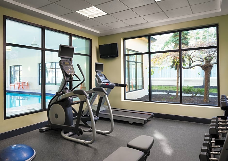 Holiday Inn & Suites Boston-Peabody By IHG