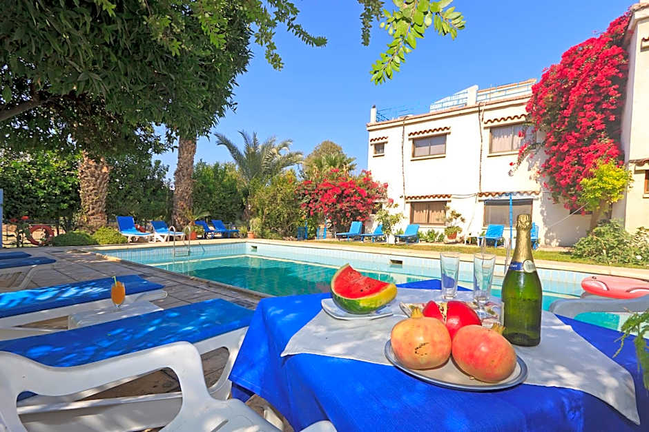 Follow The Sun Hotel Apartments