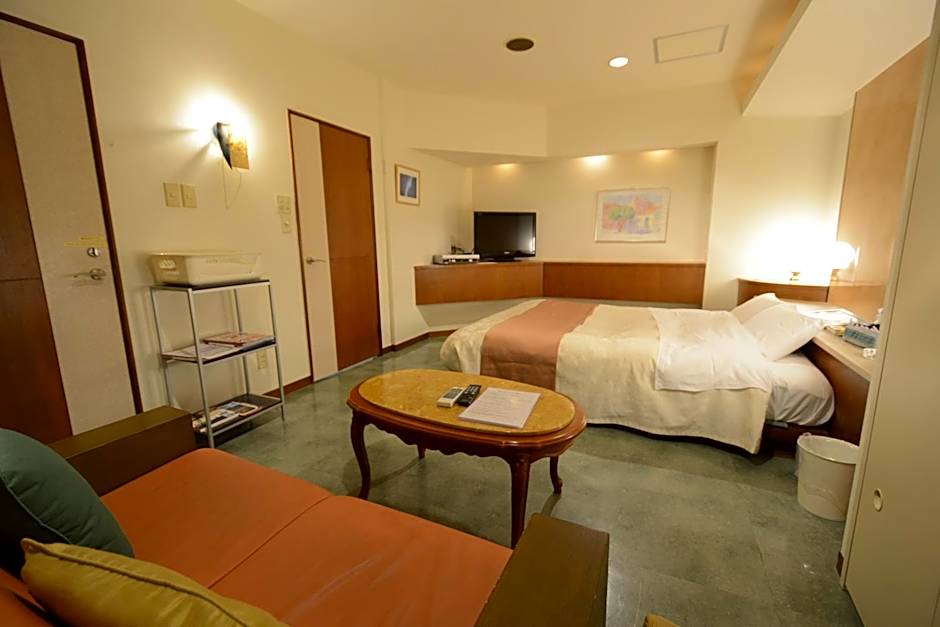 Hotel Tiffany (Adult Only)