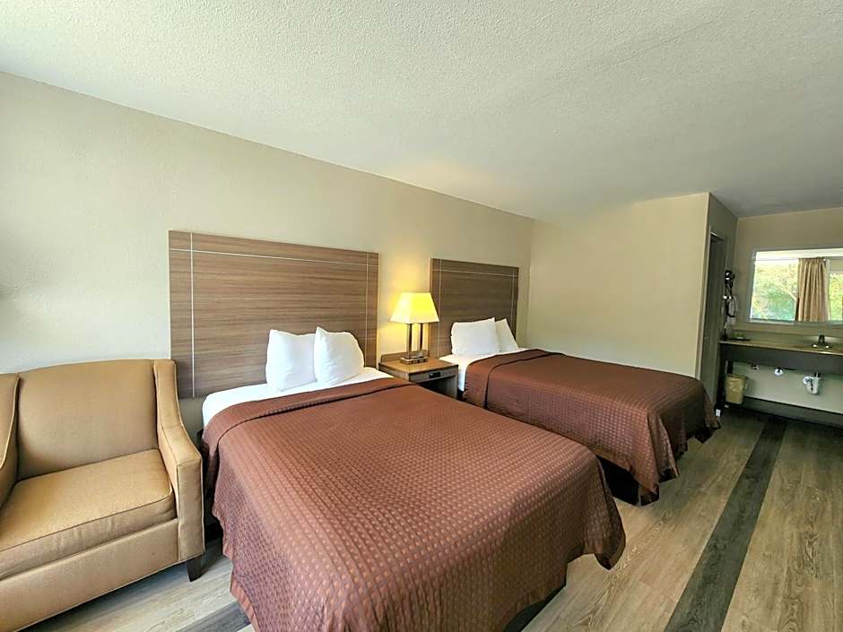 Days Inn by Wyndham Seguin TX