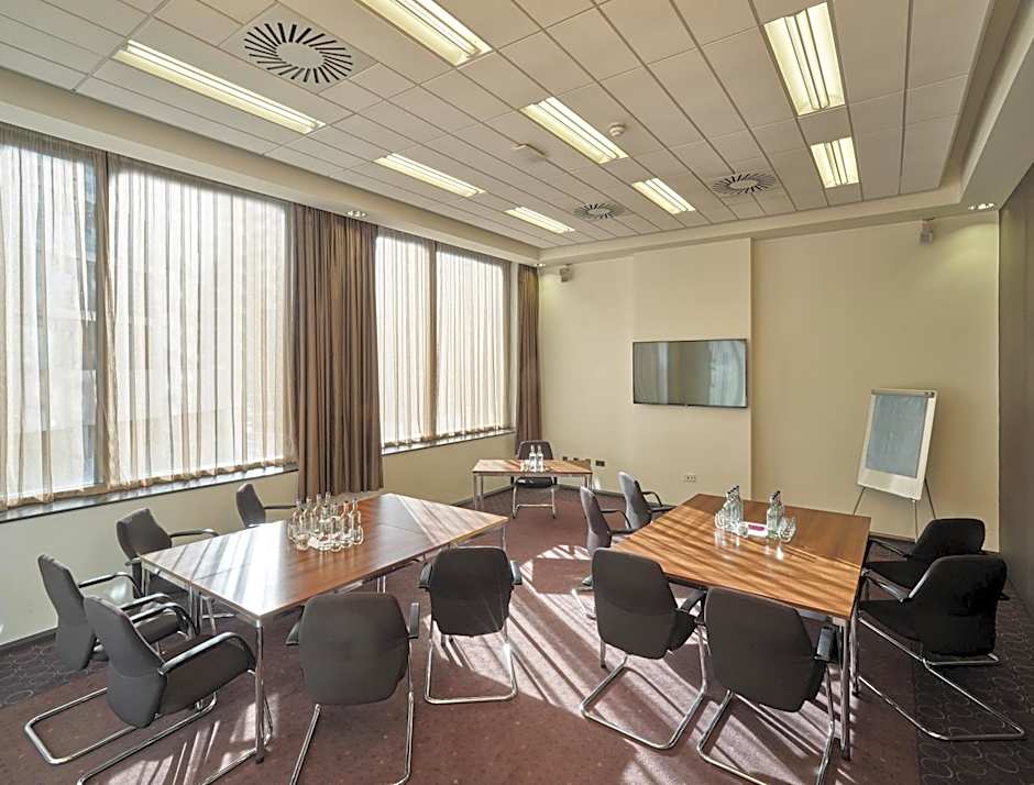 Crowne Plaza Birmingham City By IHG