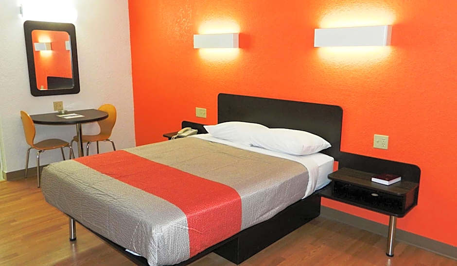 Motel 6-Oklahoma City, OK - Airport East