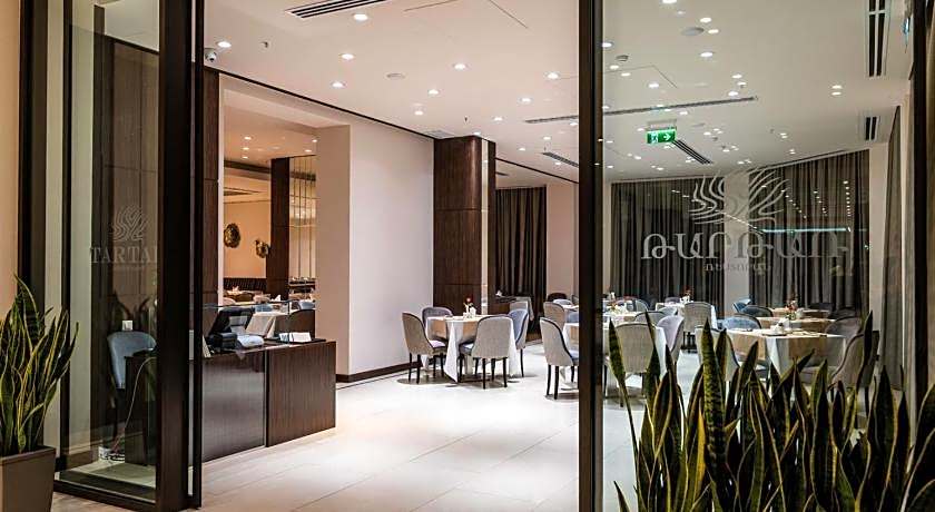 Ramada Hotel & Suites by Wyndham Yerevan