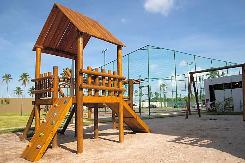 Charmoso Estúdio em Muro Alto com Vista para piscina