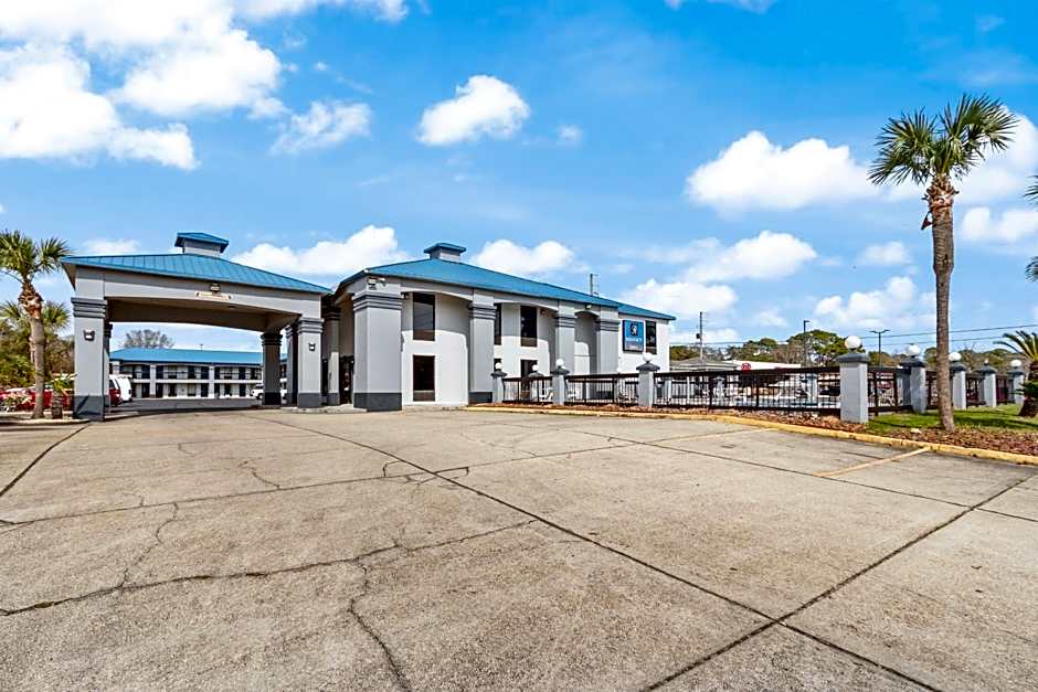 Regency Inn Near Boardwalk & Hurlburt Field