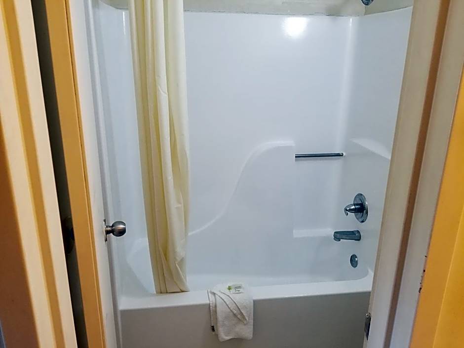 American Inn Chesapeake - Portsmouth