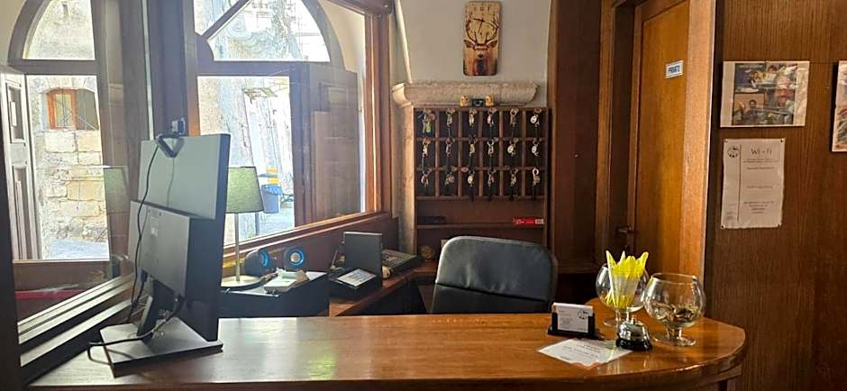 Hotel Natros