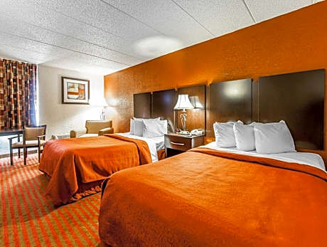 2 Double Beds Non-Smoking