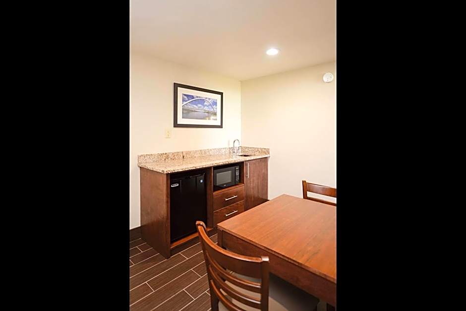 Comfort Inn & Suites Event Center