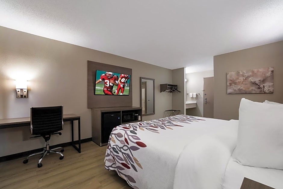 Super 8 by Wyndham Marston