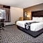 La Quinta Inn & Suites by Wyndham Oshkosh