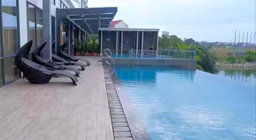 Harris Hotel Batam Center