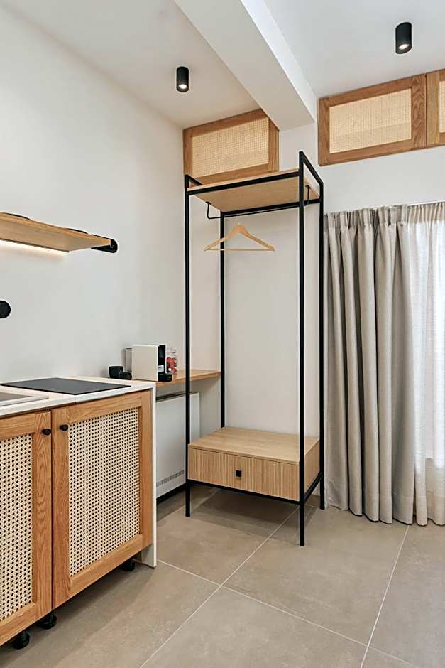 12 PYLES Living History