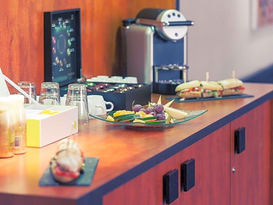 Mercure Maurepas Saint Quentin