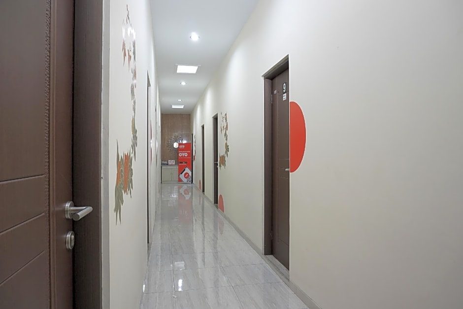 Hotel O DeHome Family